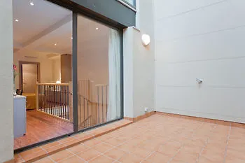 Serennia Cest Apartamentos Arc De Triomf バルセロナ