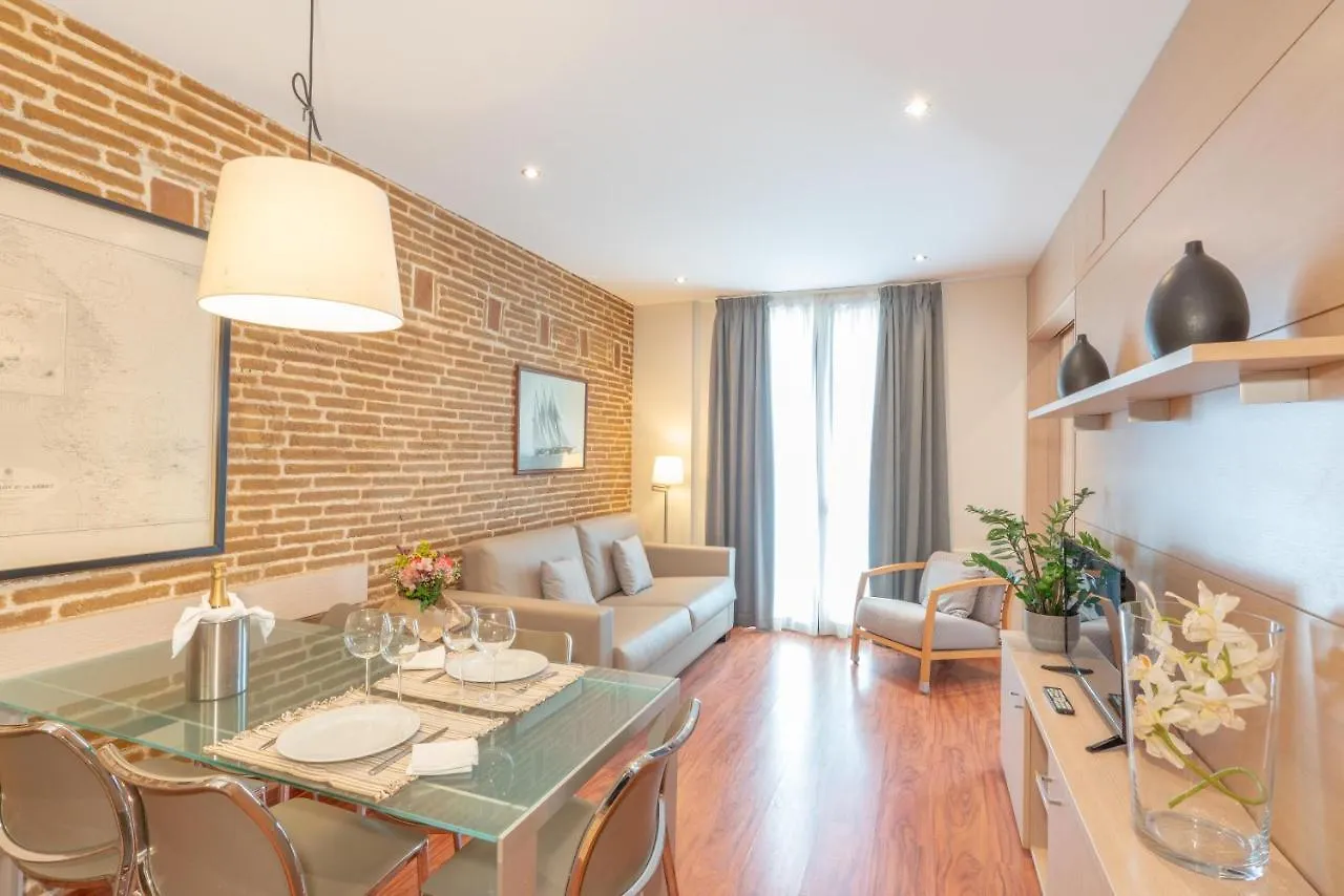 Apartment Serennia Cest Apartamentos Arc De Triomf Barcelona
