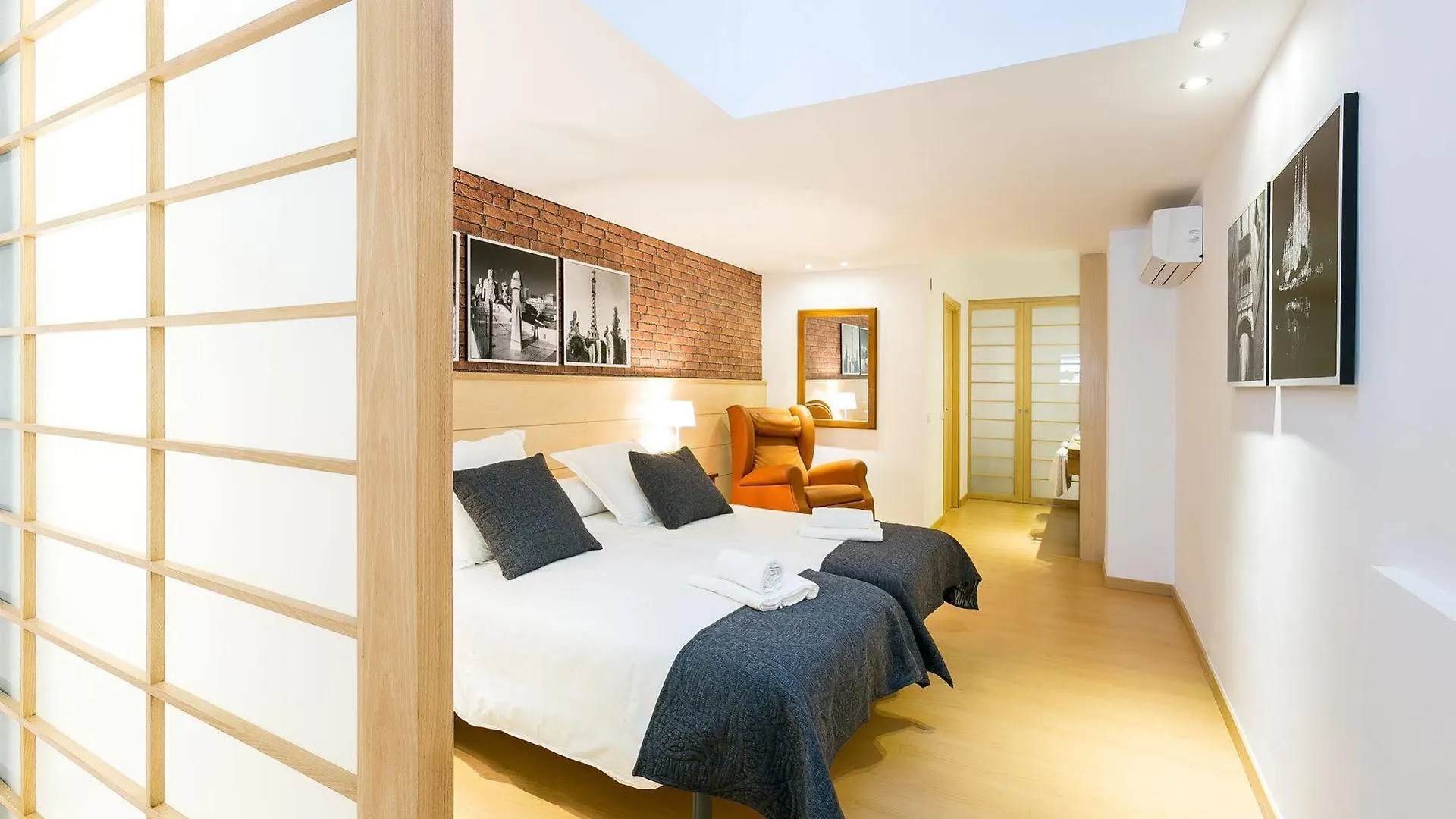 Apartment Serennia Cest Apartamentos Arc De Triomf Barcelona